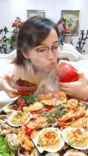 亮丽粉色美味鮑鱼