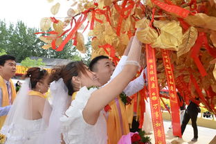 郑州婚礼必备，定制私人订制婚庆车队！