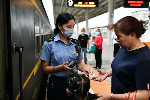 再见了，造假者-身份证联网核查系统上线