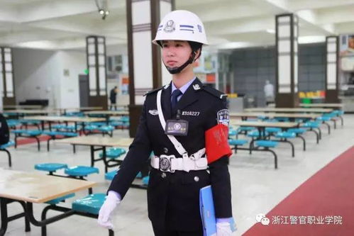 重新思考：为何李小平这位武汉警察会被人们关注？,重新思考：为何李小平这位武汉警察会被人们关注？,第1张