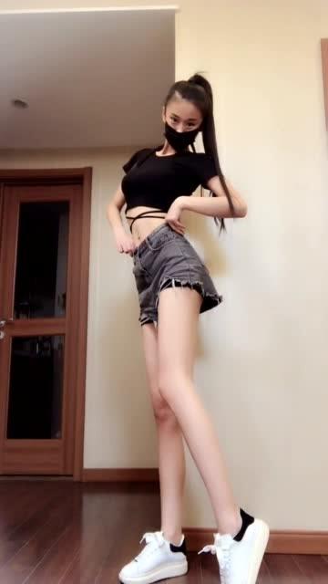 一个美丽妹子的微拍秀：让你在镜头前尽情领略汉服之美,一个美丽妹子的微拍秀：让你在镜头前尽情领略汉服之美,第3张